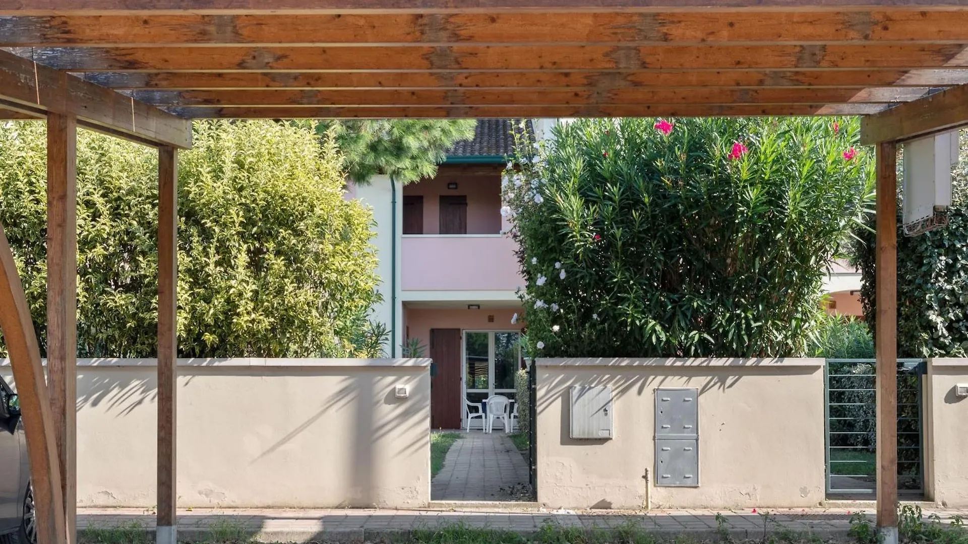 Cosy Apartment In Lido Delle Nazioni With Pool 0*, Comacchio Italy