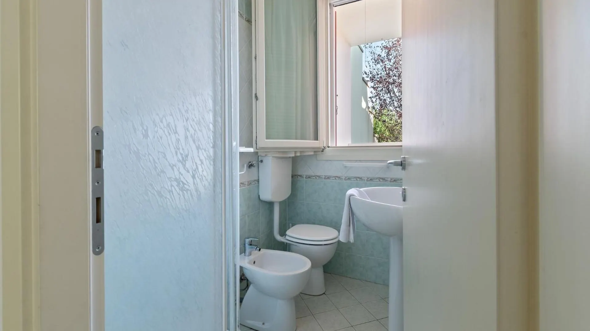 Cosy Apartment In Lido Delle Nazioni With Pool