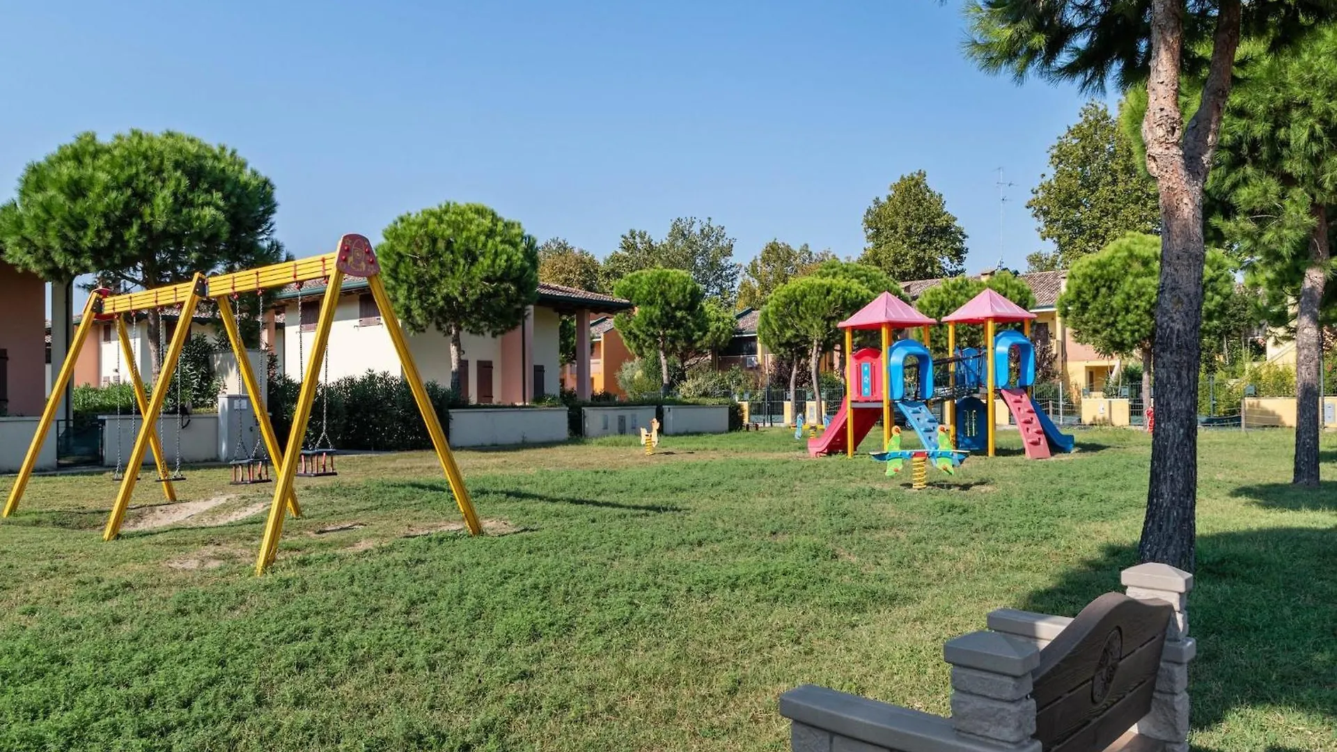 Cosy Apartment In Lido Delle Nazioni With Pool Comacchio Italië