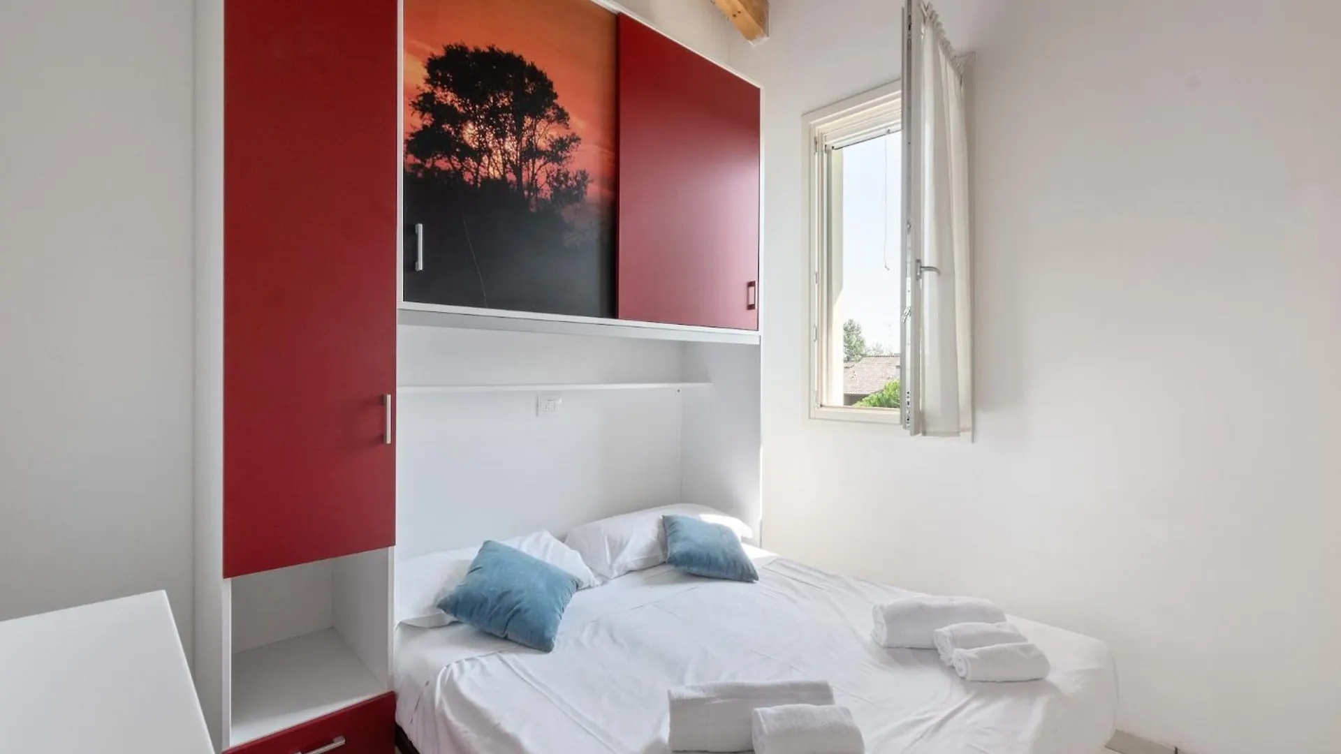 Cosy Apartment In Lido Delle Nazioni With Pool Comacchio