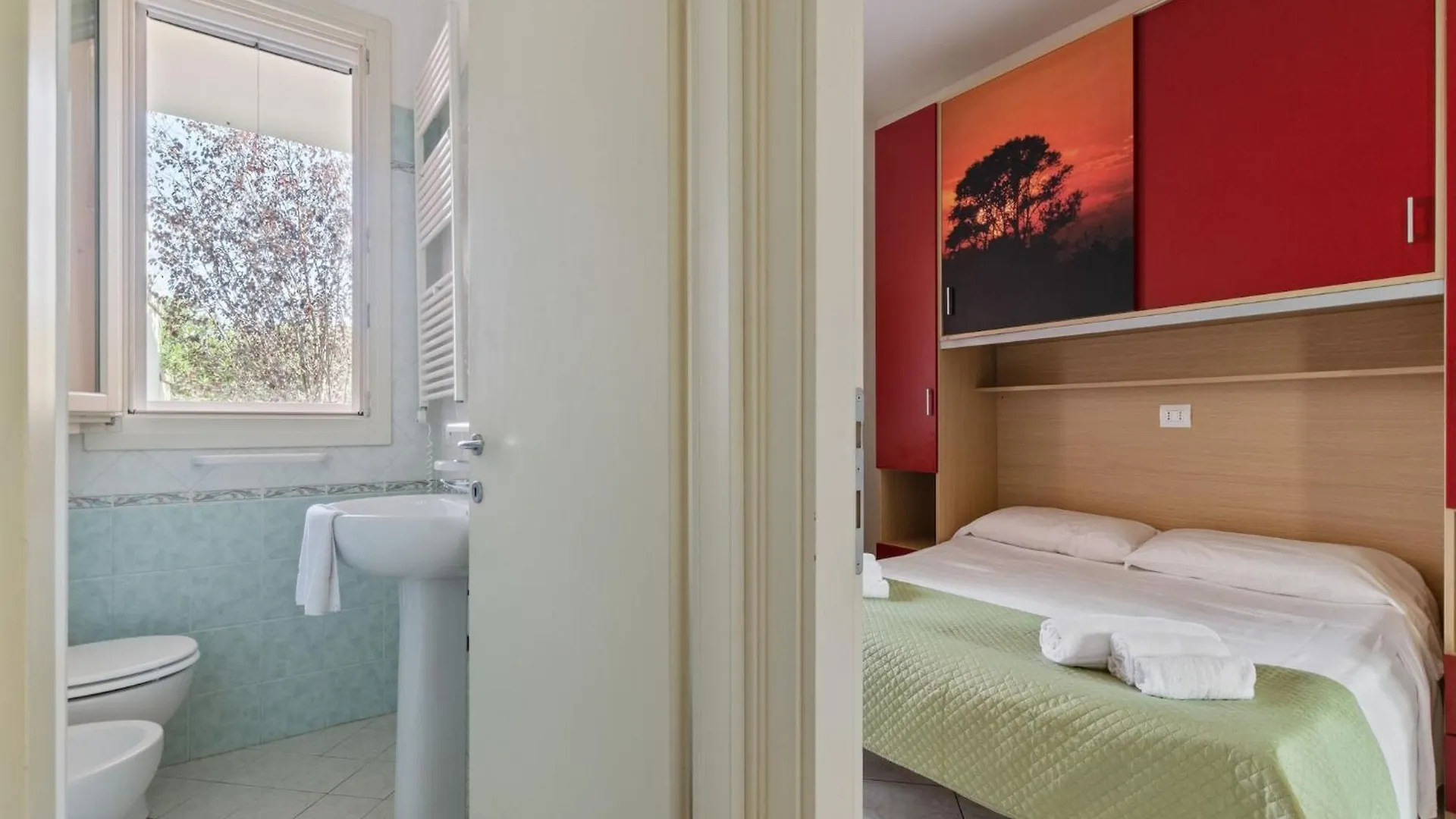 Cosy Apartment In Lido Delle Nazioni With Pool Italy