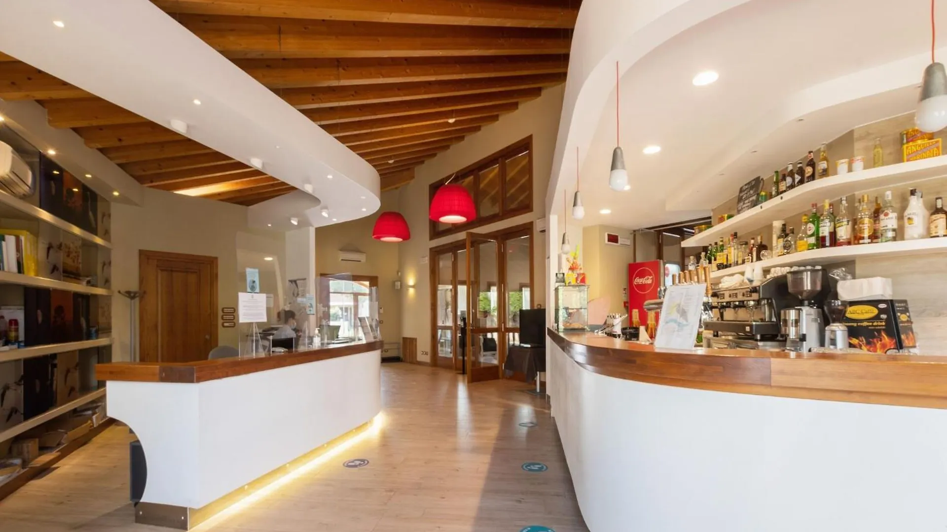 Cosy Apartment In Lido Delle Nazioni With Pool Comacchio 0*,